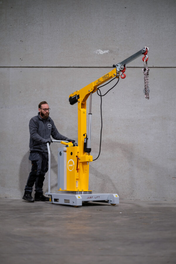 Electric compact crane JL150 - Image 3