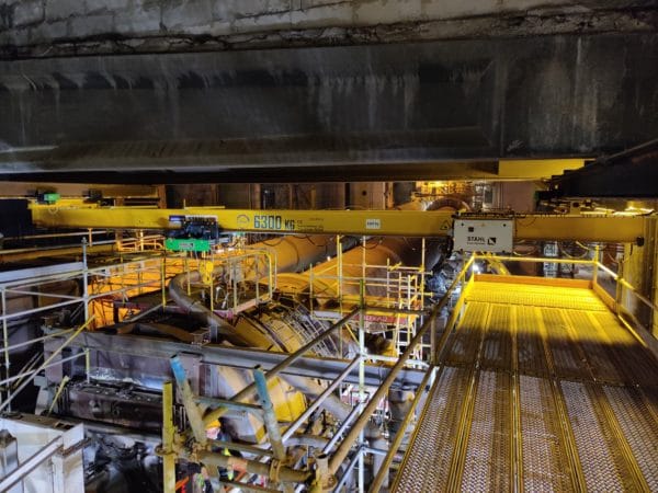 Pont roulant suspendu monopoutre