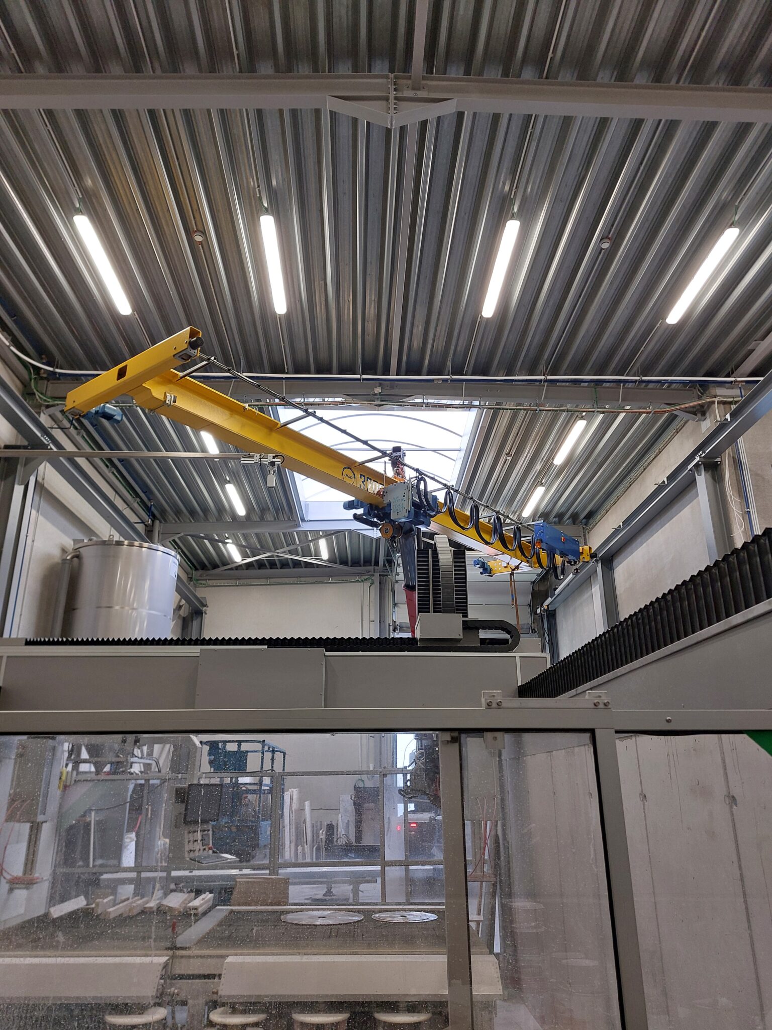 Atelier Parisi Verhoogt Effici ntie En Veiligheid Met Nieuwe Rolbrug Ohis atelier-parisi-verhoogt-effici-ntie-en-veiligheid-met-nieuwe-rolbrug-ohis