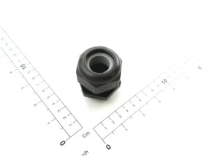 Douille de câble M32