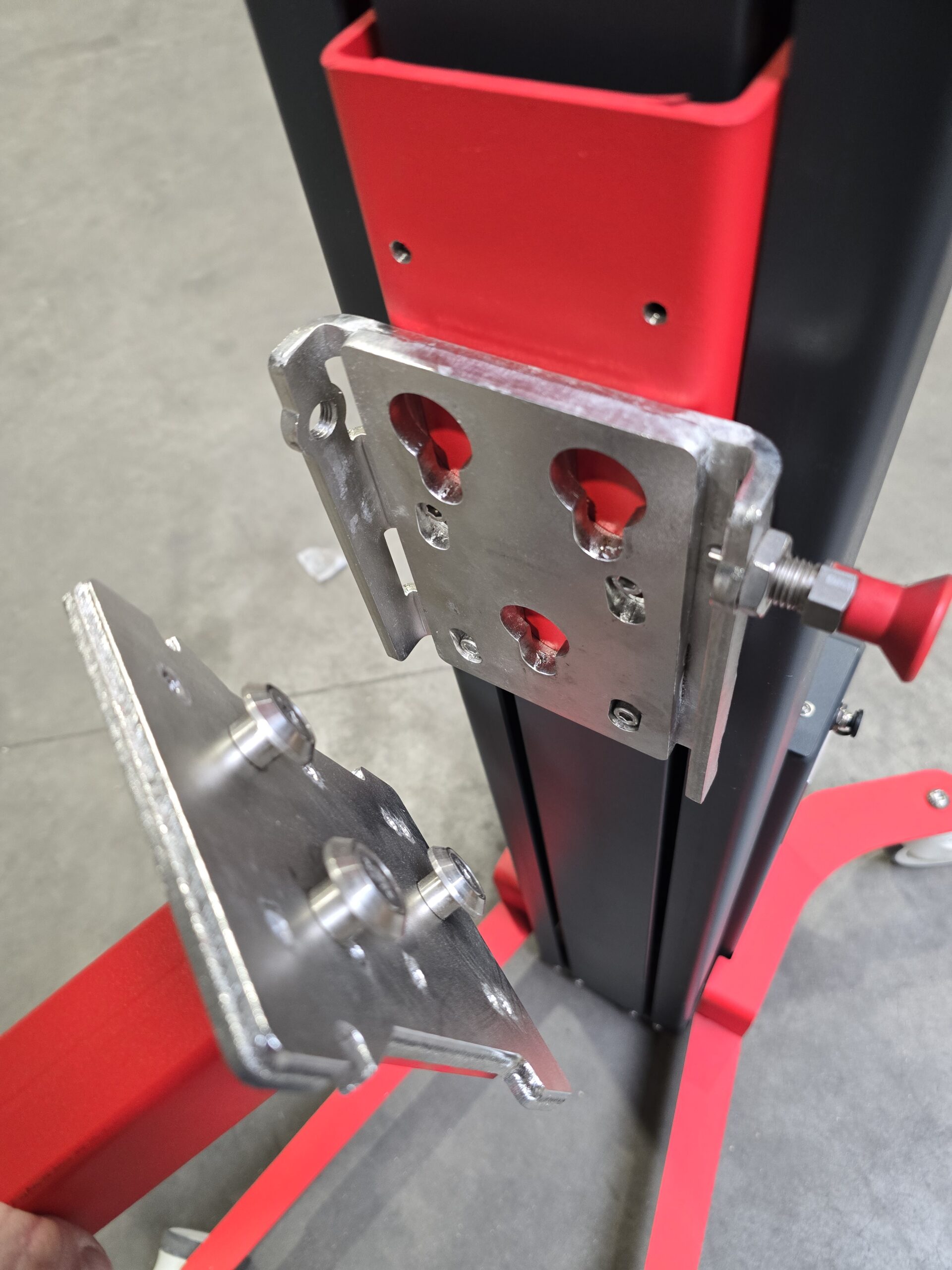 Second-hand Reglift R55 – compact electric lift (55 kg) - Image 6